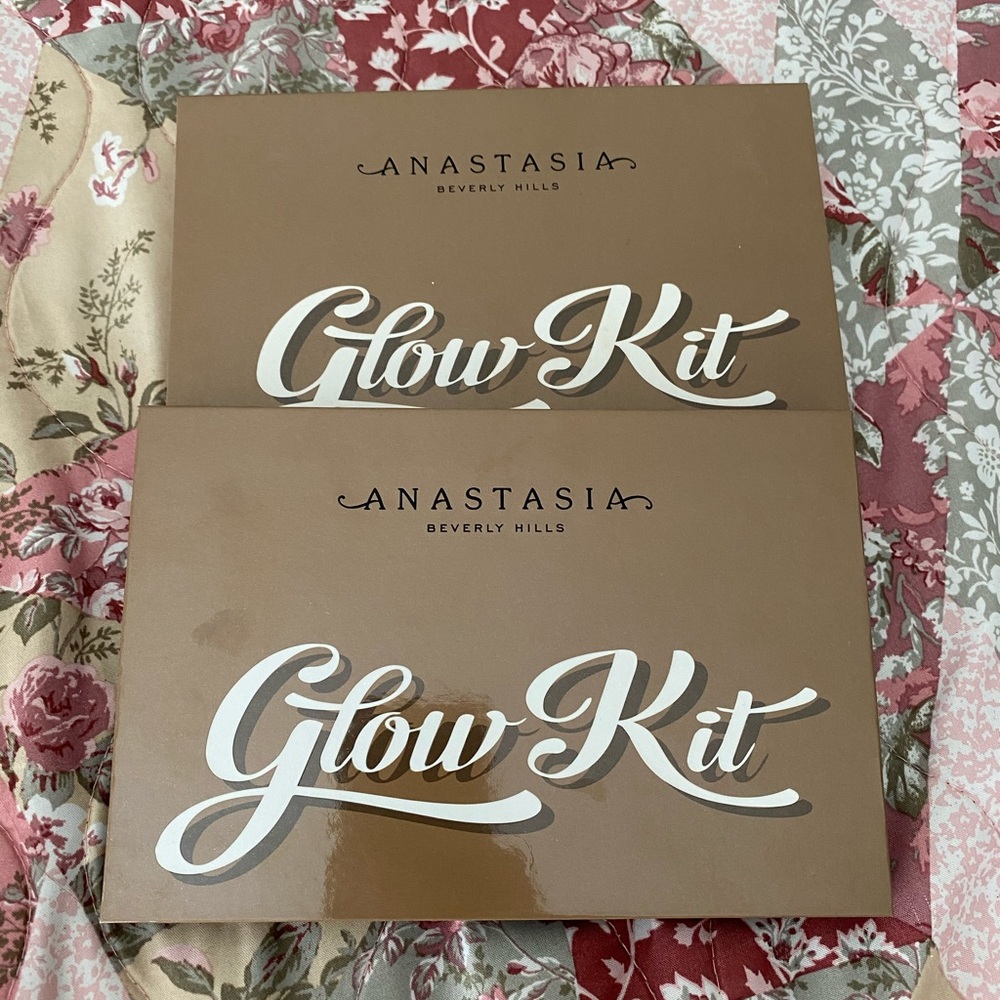 Anastasia Beverly Hills Highlighter pallet